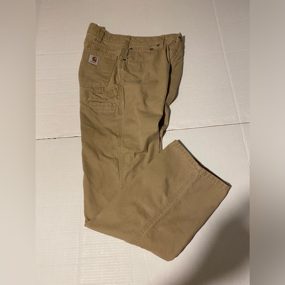 Carhartt size 8 women’s tan cargo utility pants